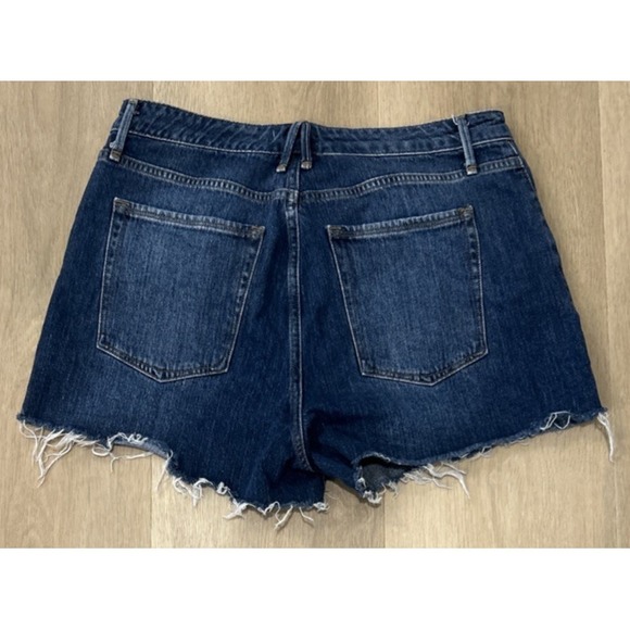 GOOD AMERICAN‎ Womens Denim Shorts Raw Edge 14/32 Booty - Picture 3 of 4